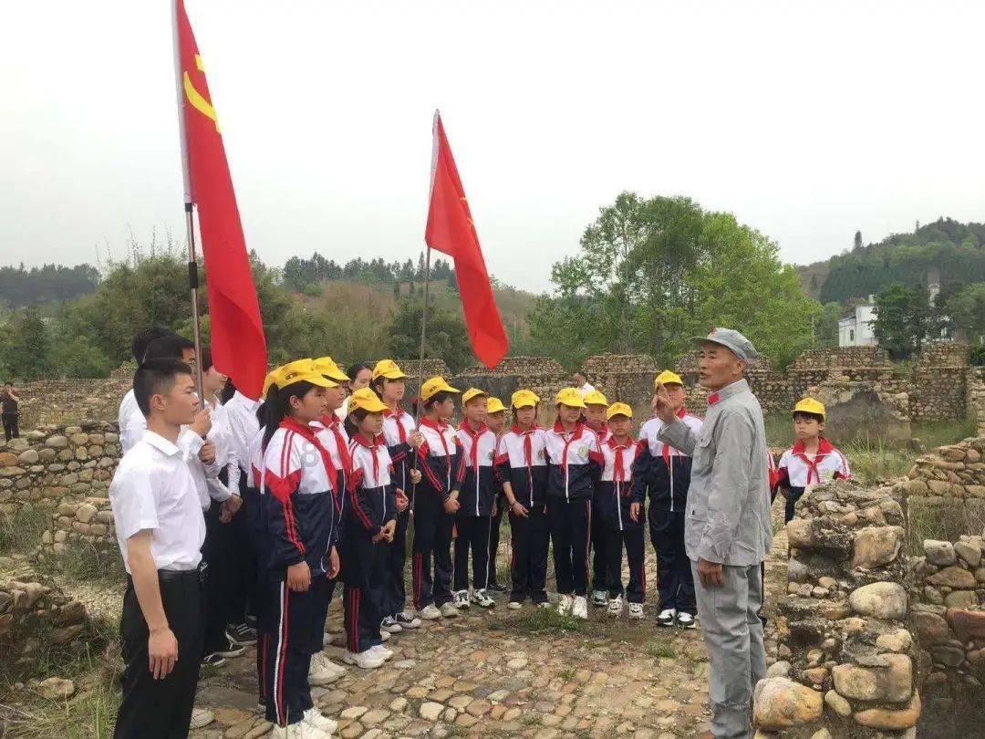 卡通卡车拼拼看